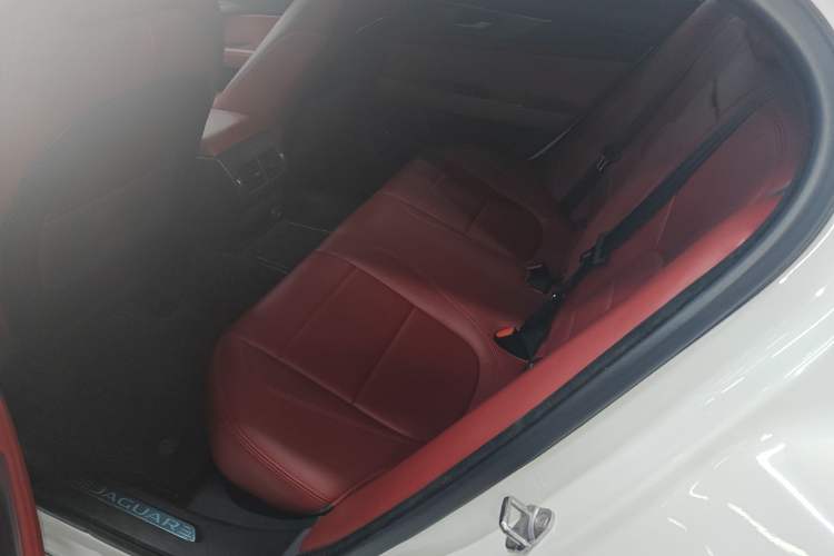 Used Jaguar XEL 2020 2.0T 200 PS R-DYNAMIC S Advanced Sport Edition
