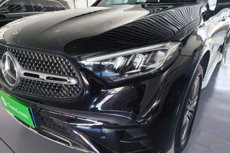 Used Mercedes-Benz GLC 2023 GLC 300 L 4MATIC Dynamic 7-Seater
