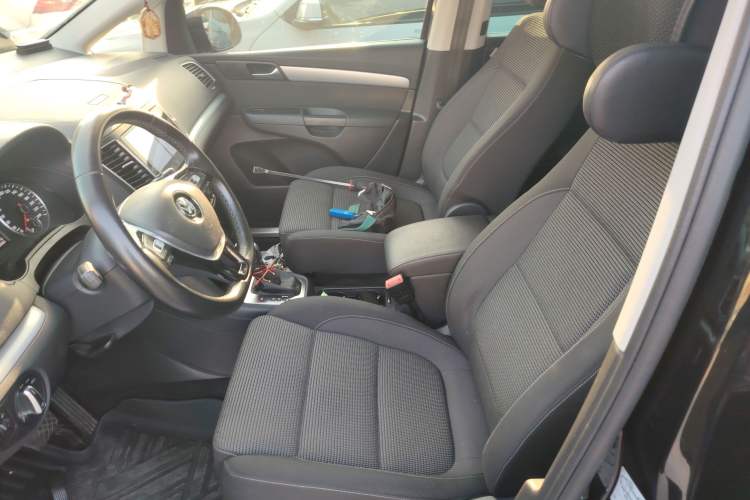 Used Volkswagen Sharan 2018 380TSI Comfort Edition 7-Seater
