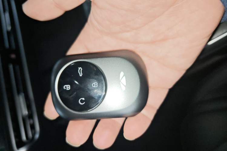 Used Chery Fengyun A8L 2025 1.5 TGDI 145 km Luxury Version
