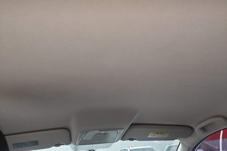 Used Venucia T90 2018 2.0L CVT Smart Connect Fashion Edition China VI Standard
