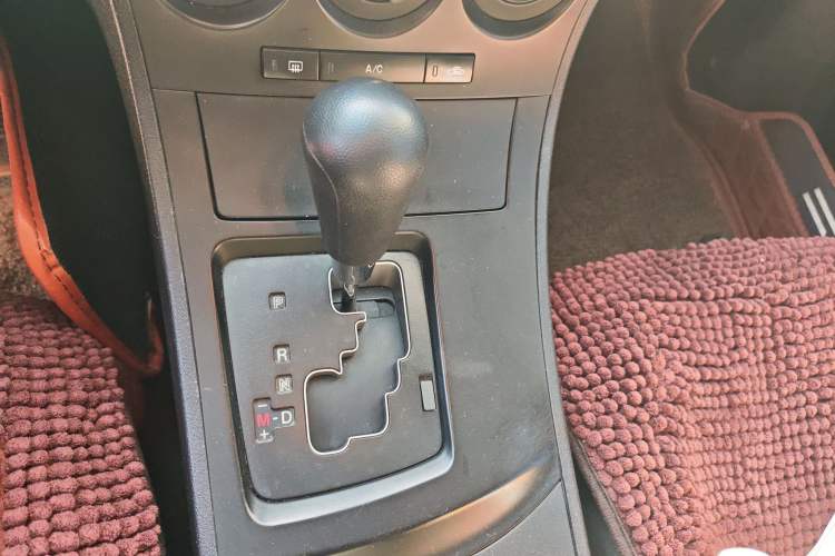 Used Mazda Mazda 3 2013 Hatchback 1.6L Automatic Elite Model