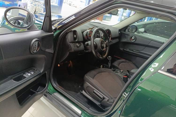 Used  Countryman 2018 1.5T COOPER Special Edition