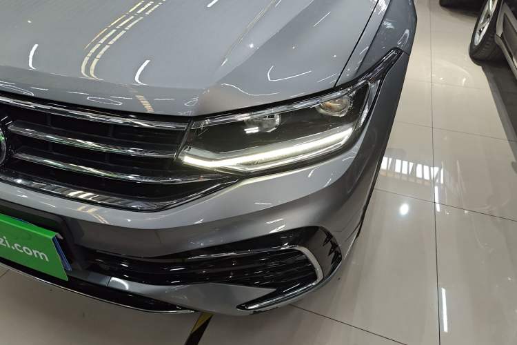 Used Volkswagen Tiguan L 2022 330TSI Automatic Two-Wheel Drive R-Line Enhanced Edition
