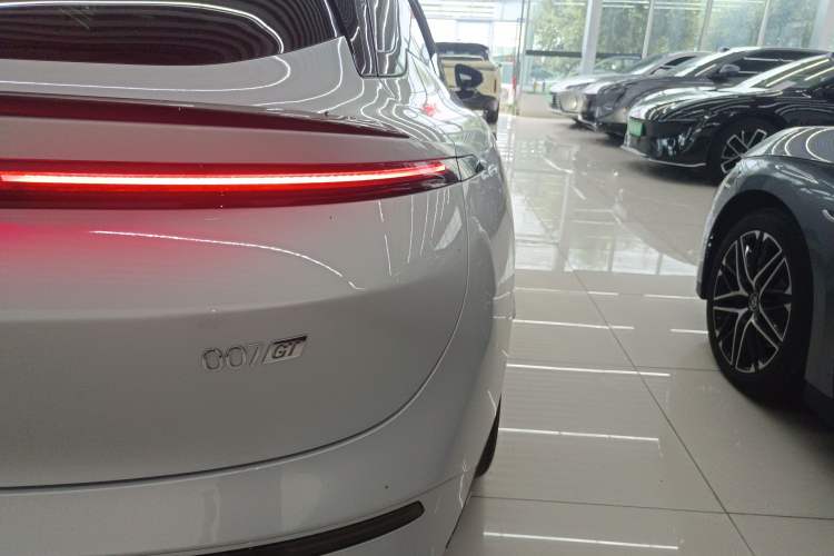 Used Zeekr 007GT 2025 Rear-Drive Intelligent Driving Version 75 kWh
