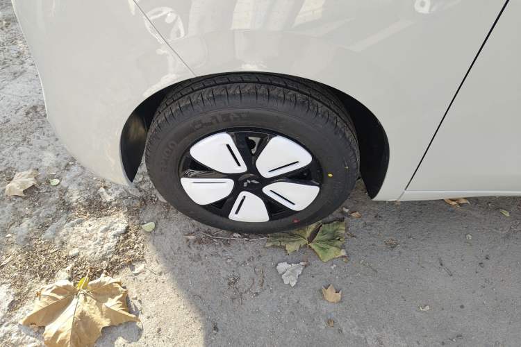 Used Wuling Hongguang MINIEV 2025 Four-Door Version Advanced Edition
