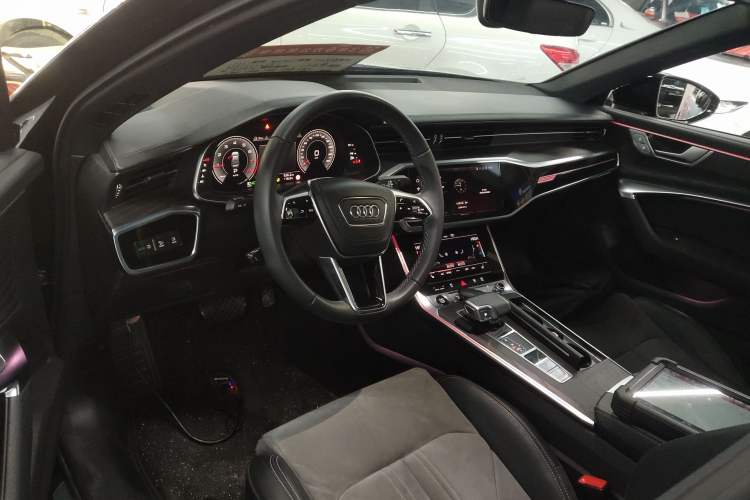 Used Audi A6L 2024 45 TFSI quattro Prestige Dynamic Edition
