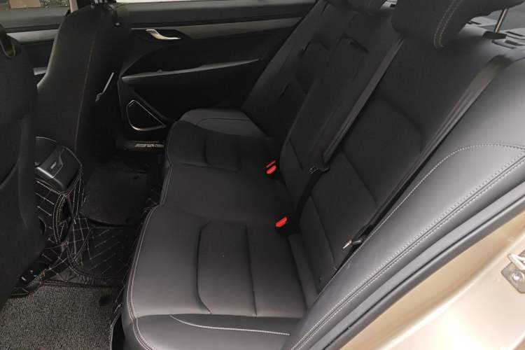 Used Geely Auto Emgrand 2021 UP 1.5L Manual Luxury Model
