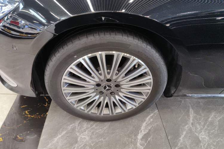 Used Mercedes-Benz E-Class 2023 Updated E 300 L Luxury Edition
