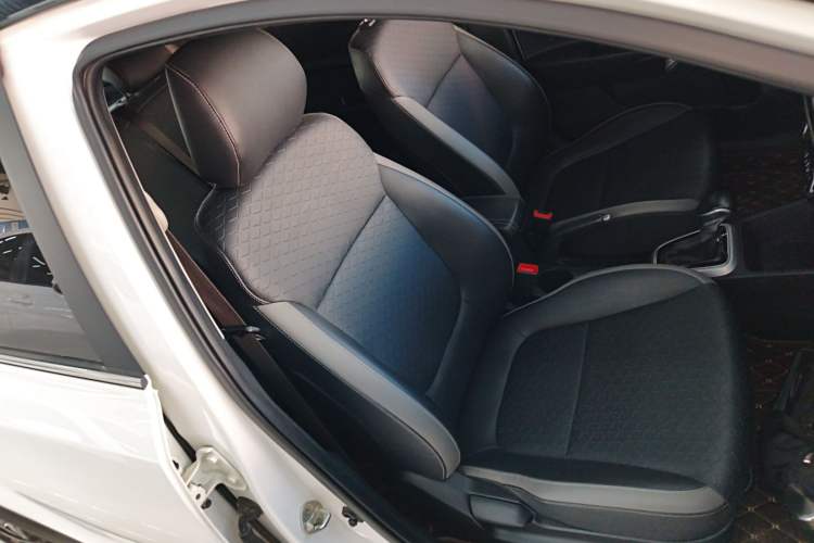 Used Kia kx1 Stonic 2019 1.4L Automatic Sport Edition China VI