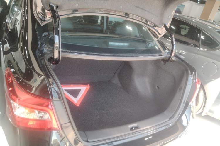 Used Nissan Sylphy 2024 Classic 1.6XE CVT Comfort Edition