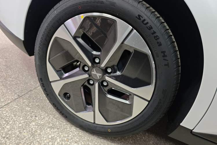 Used XPeng MONA M03 2025 620 Ultra-Long Range Plus
