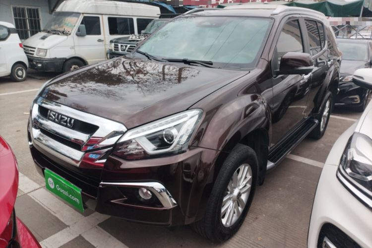 Used Isuzu mu-X 2022 2.0T Gasoline Automatic 4WD Jingyue Trim with 5 Seats