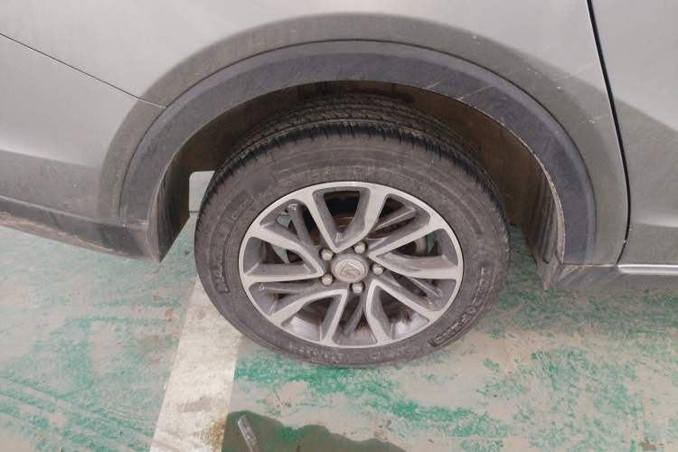 Used Baojun 730 2017 1.5T DCT Flagship Model 7 Seats China V Emission Standard