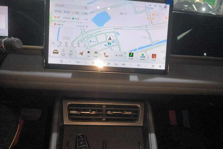 Used BYD Qin L 2025 DM-i Smart Drive 80KM Leading Model
