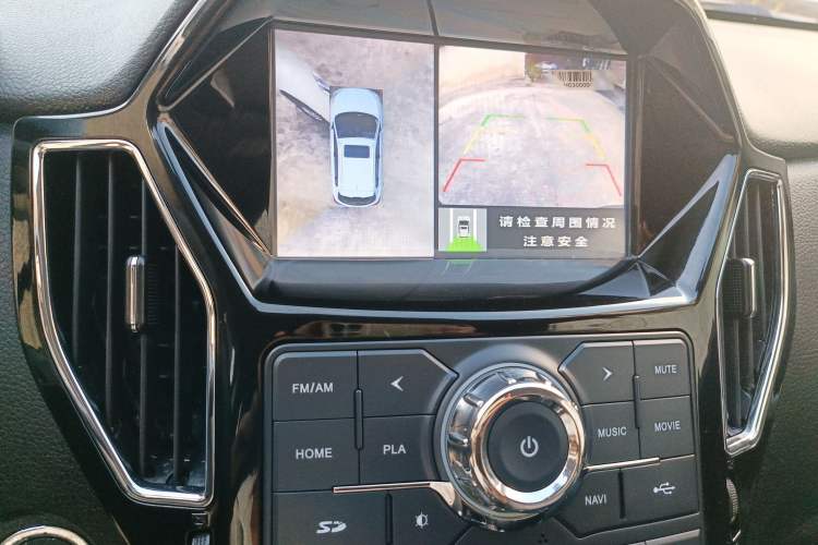 Used Huatai Santa Fe 2016 1.5T Gasoline Manual Two-Wheel Drive Smart Enjoyment i3 Model
