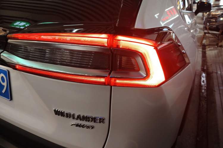 Used Toyota Wildlander 2023 2.0L CVT Four-Wheel Drive Luxury PLUS Edition
