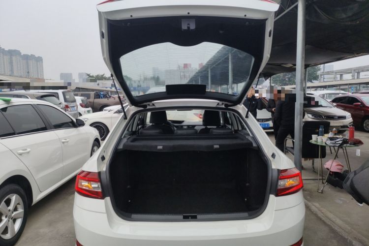 Used Skoda Octavia 2018 1.6L Manual Standard Edition