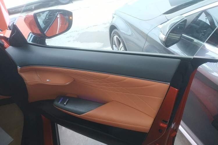 Used  S07 2024 215Max Qiankun Intelligent Driving ADS SE Range-Extended Version
