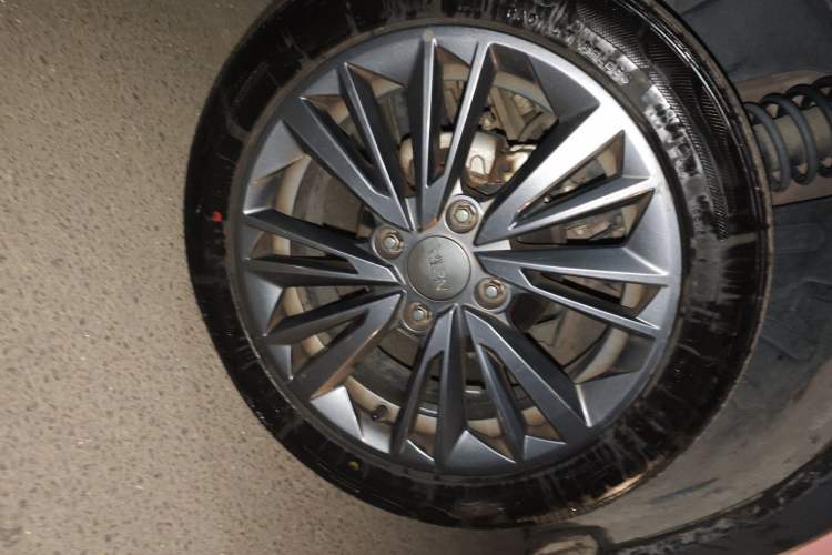 Used NETA V 2022 Chao 400 Lite Pink Custom Edition
