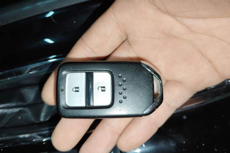 Used Honda Vezel 2015 1.8L CVT 2WD Luxury Model