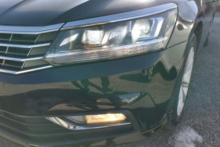 Used Volkswagen Passat 2017 330TSI DSG Luxury Edition
