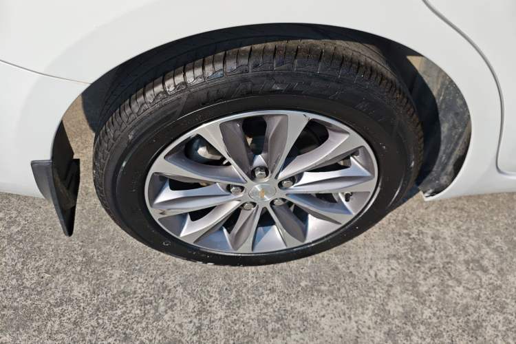 Used Chevrolet Monza 2022 320 Automatic Enjoyment Sunroof Version