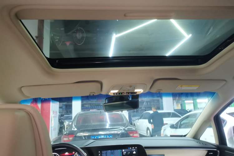 Used Buick GL8 2023 ES Lu Zun Luxury Model
