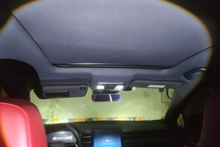 Used  SF5 2021 Huawei Smart Selection Four-Wheel Drive Edition
