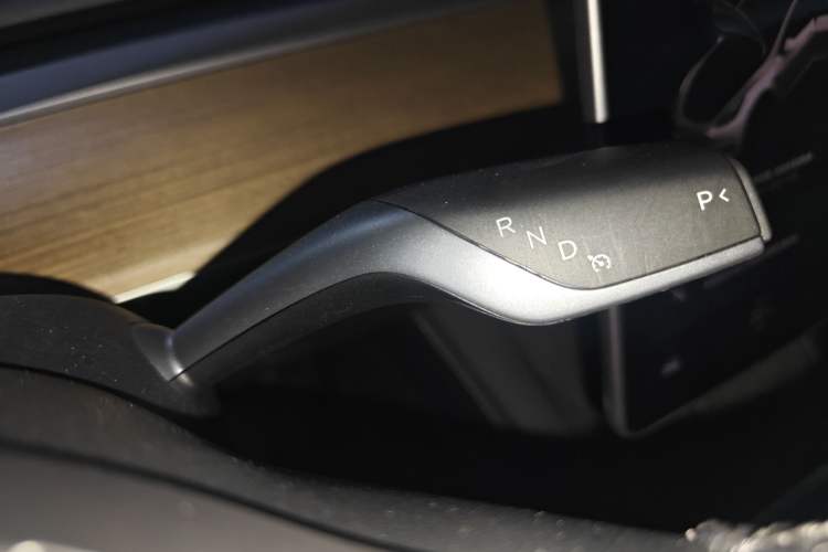 Used Tesla Model Y 2021 Long-Range All-Wheel-Drive Version