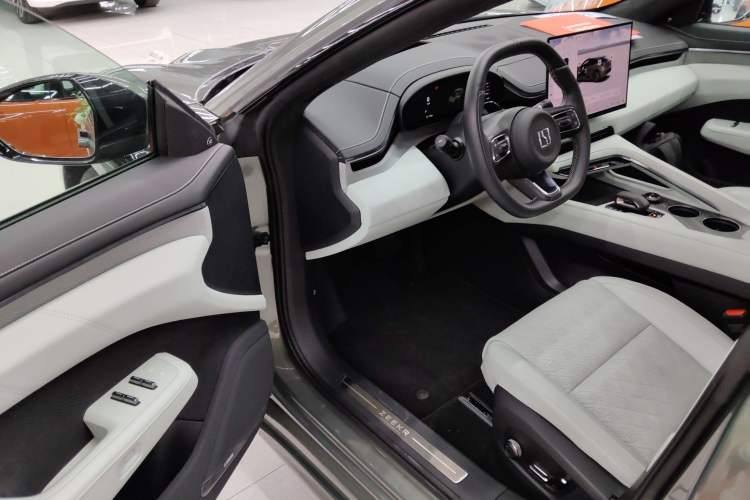 Used Zeekr 001 2025 WE Edition 95 kWh All-Wheel Drive
