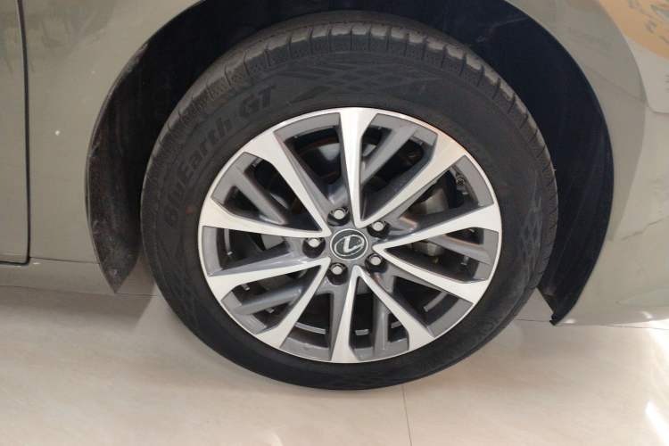 Used Lexus ES 2022 200 Excellence Edition