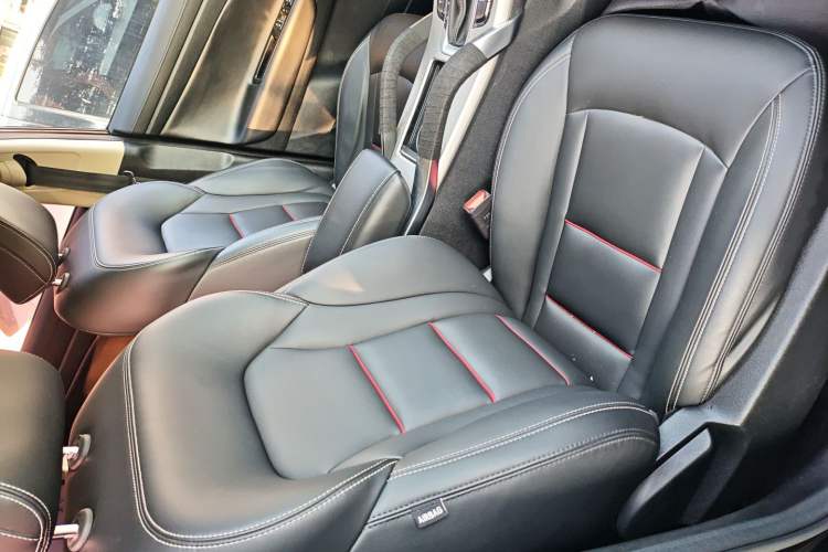 Used Geely Auto Emgrand X7 Sport 2016 1.8TD Automatic Smart Model