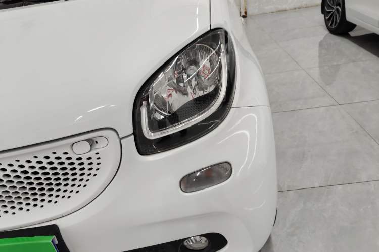 Used  forfour 2016 0.9T 66 kW Ultimate Edition
