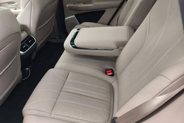 Used XPeng G9 2025 625 Long-Range Max
