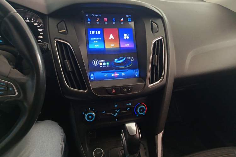 Used Ford Focus 2018 Hatchback Classic 1.6L Automatic Trendy SmartDrive Edition