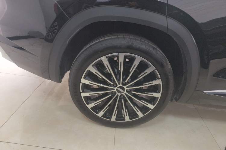 Used Geely Auto Monjaro L 2025 Dongfang Yao 2.0TD Automatic Lanxing Edition