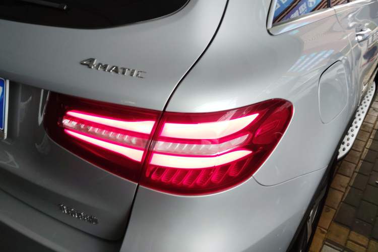 Used Mercedes-Benz GLC 2017 GLC 260 4MATIC Luxury Model
