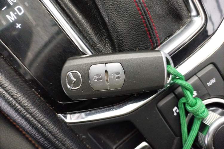 Used Mazda CX-5 2017 2.0L Automatic 2WD ZhiShang Trim China V Standard