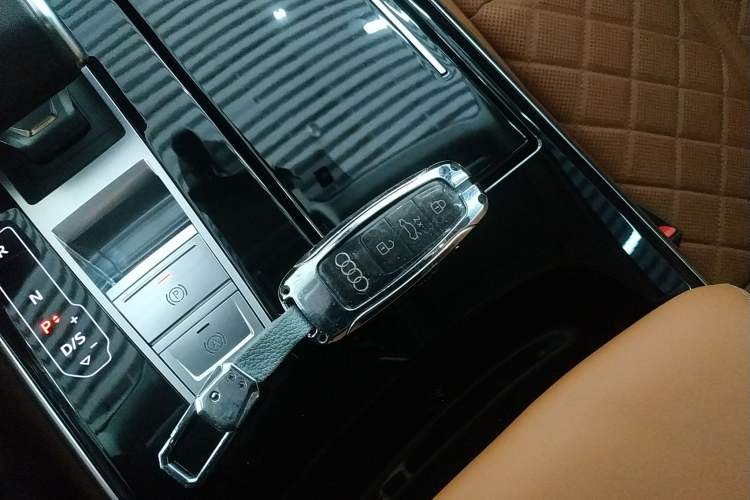 Used Audi A8 2024 A8L 50 TFSI quattro Prestige Edition
