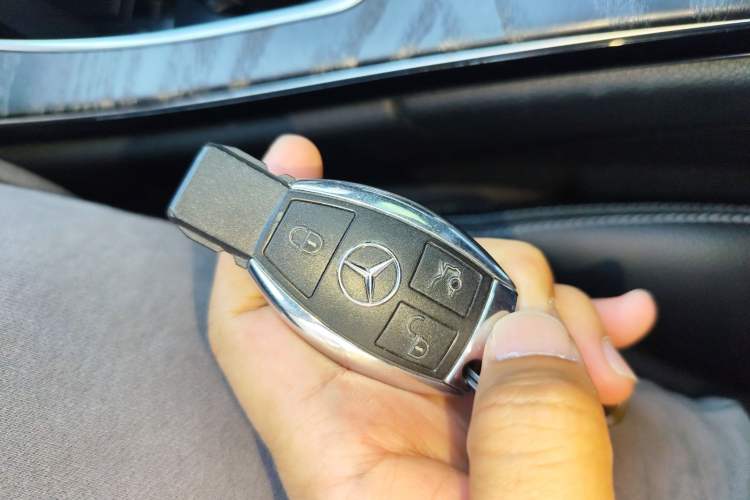 Used Mercedes-Benz C-Class 2017 Facelift C 200 L Sport Edition