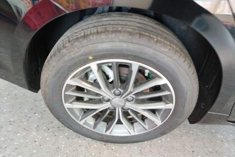 Used Geely Auto Preface 2025 Dongfang Yao 1.5TD Fuyao Edition
