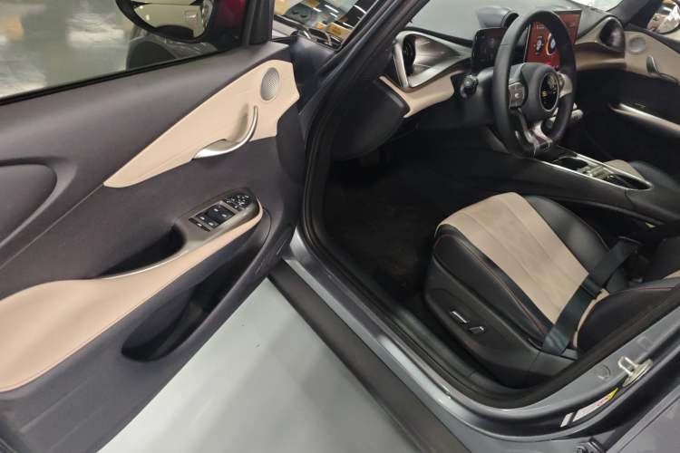 Used BYD Dolphin 2023 420 km Fashion Edition