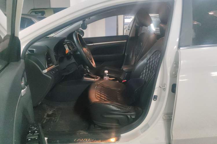 Used Hyundai Elantra (6th Generation / Lingdong) 2016 1.6L Automatic ZhiXuan – Elite Version
