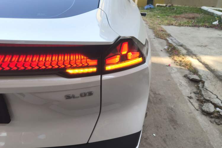 Used  SL03 2022 1.5L 1200 Extended-Range Version
