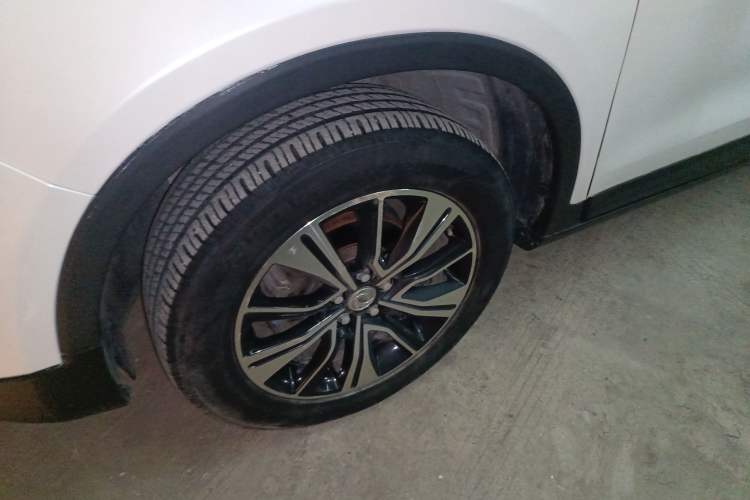 Used Dongfeng Aeolus AX7 2018 Classic 1.6T Automatic Elite Model
