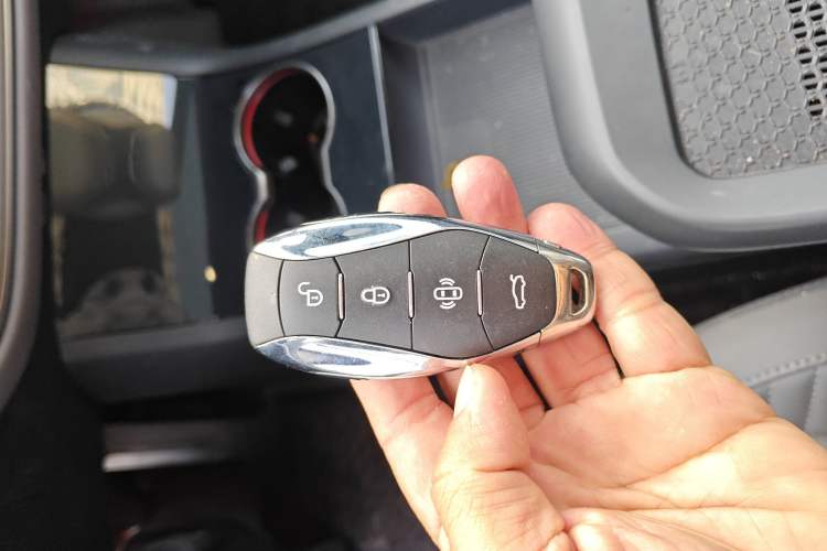 Used Hongqi EH7 2024 690 Pro
