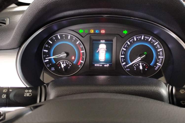 Used Haval H2 2018 Blue-Label 1.5T Dual-Clutch Two-Wheel-Drive Luxury Model
