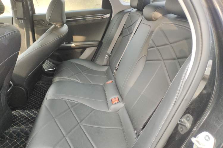 Used  L6 2024 125km PLUS Dragon Edition