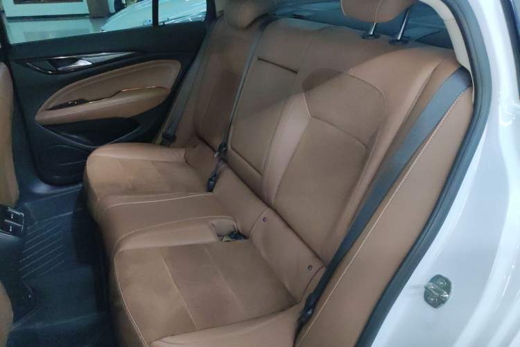 Used Buick Regal 2017 28T Luxury Edition
